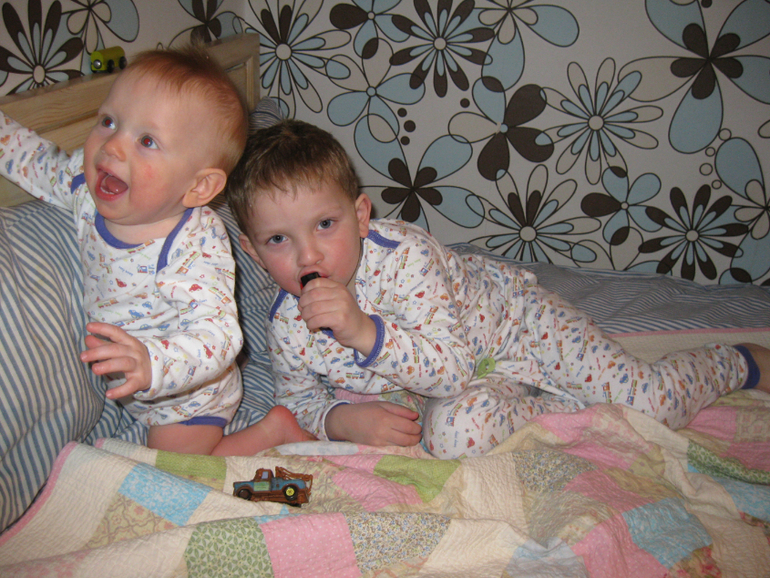 пижамная компания