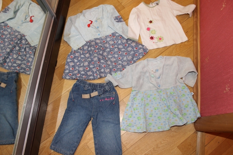 Комплект на девочку до года