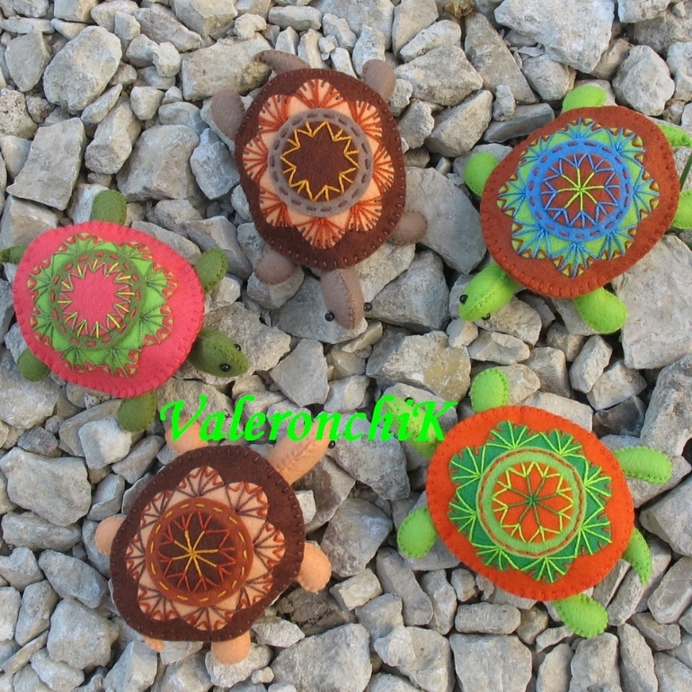 Черепашка- игрушка, игольница, мандала, талисман.