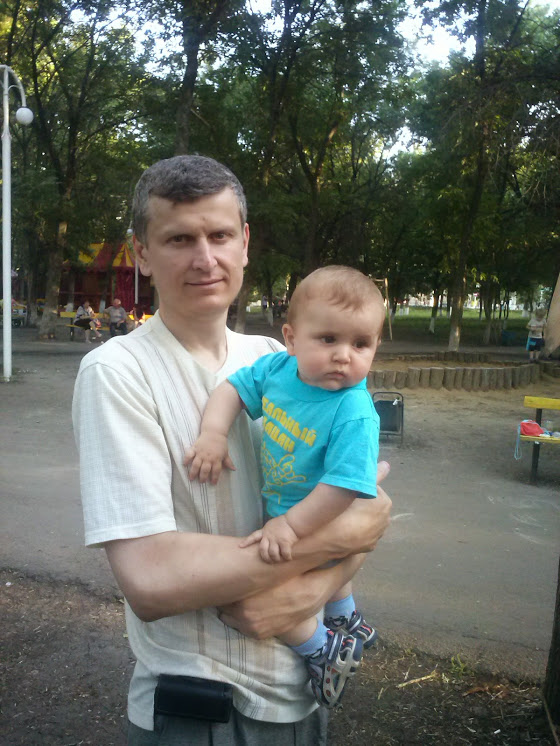 А вокруг война...