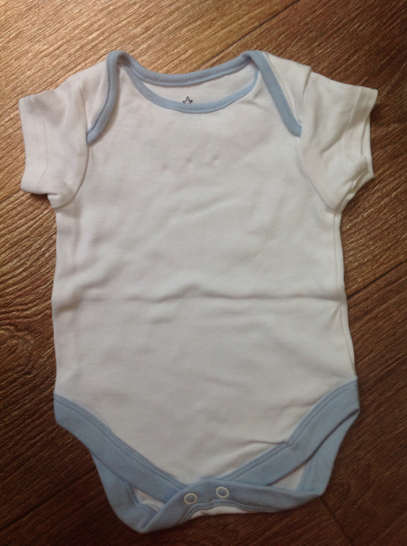 Продам одежду на мальчика 0-3 месяца Zara,Mothecare,Next,Canada,все вещи в отличном состоянии,некоторые новые. Доставка по всей Украине