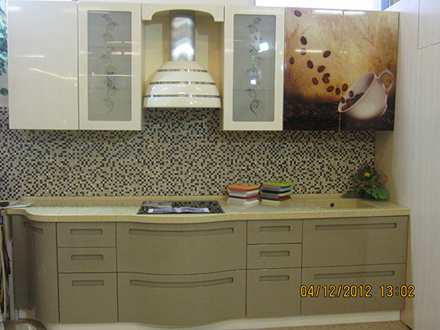 Помогите выбрать цвет кухни!