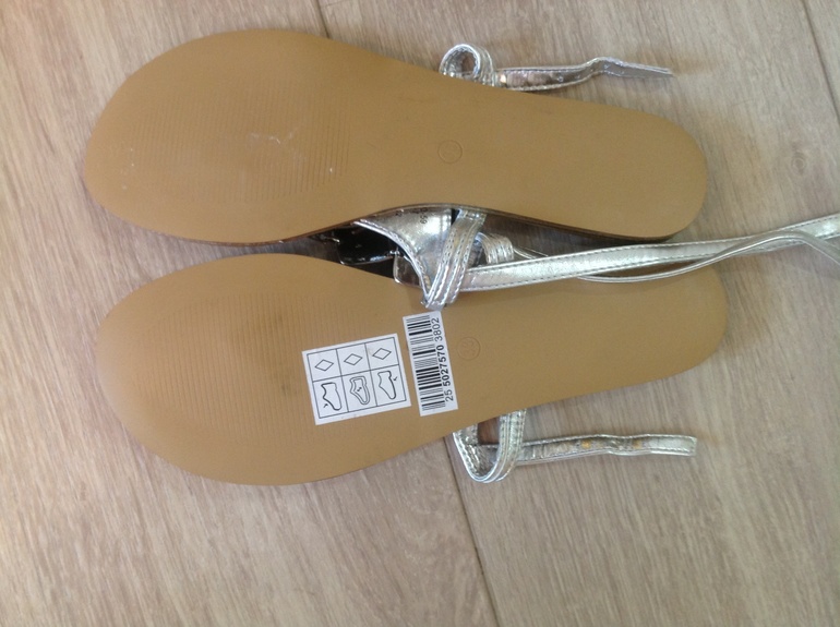 Шлепки летние новые