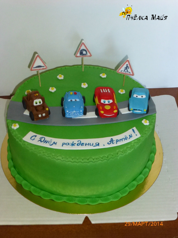 Много  детских!