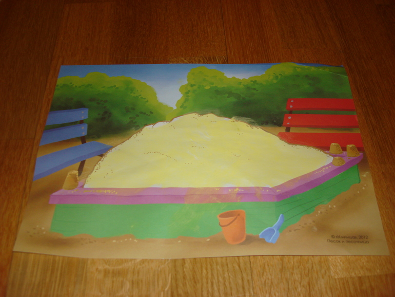 Наши творческие пятиминутки в годик. Рисование.