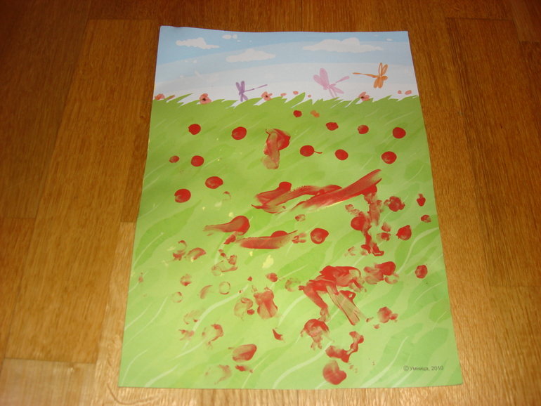 Наши творческие пятиминутки в годик. Рисование.