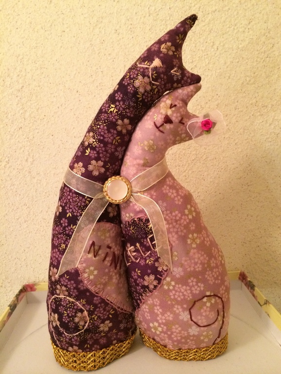 Вот они коты неразлучные!