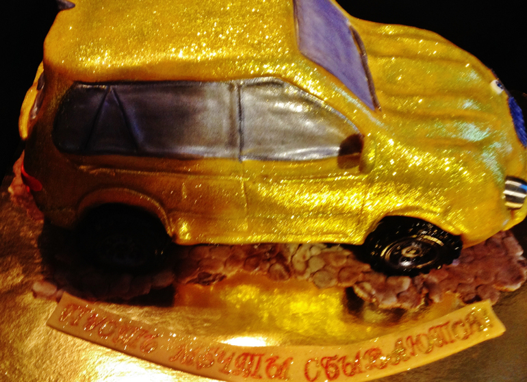 Как бы БМВ Х5 :)