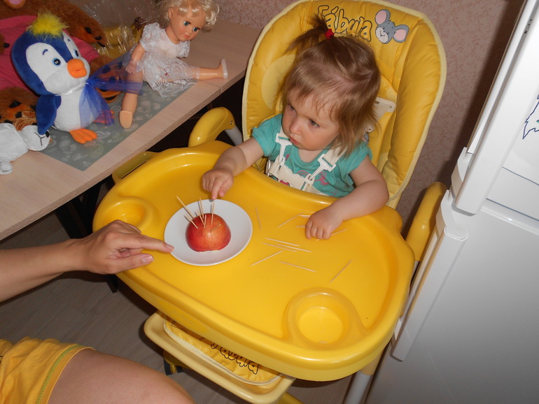 ТЗ Красный цвет. Фрукты, овощи.