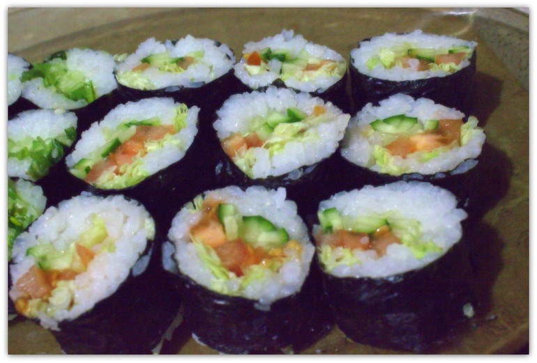 Наши вторые роллы.