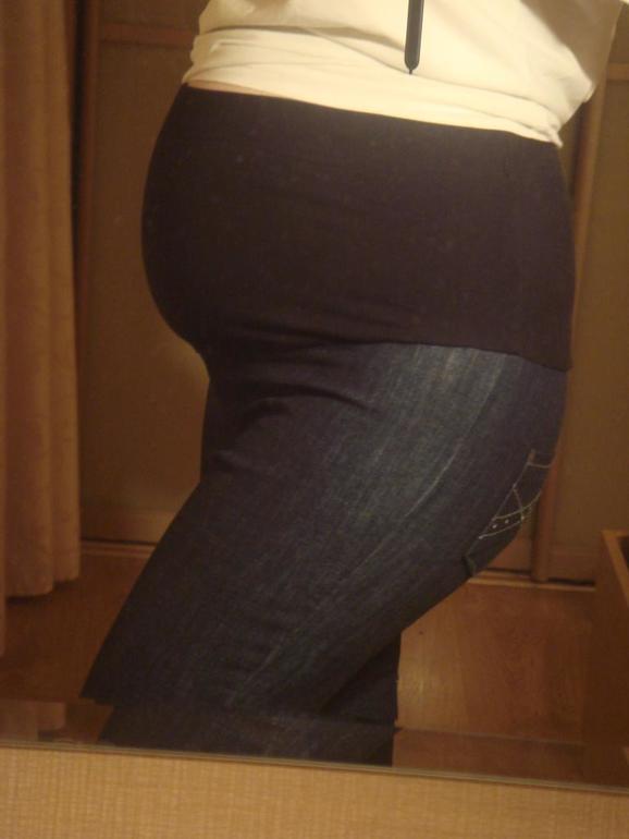 Беременные джинсы себе