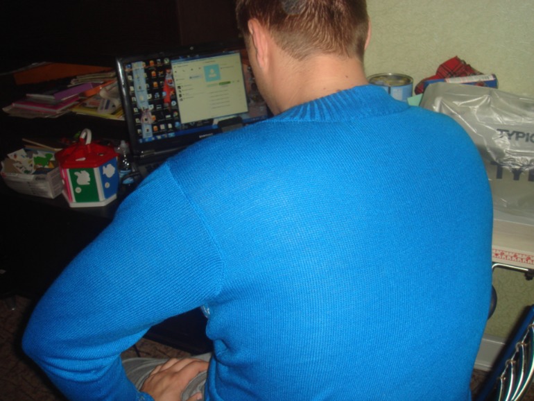 Джемпер мужу