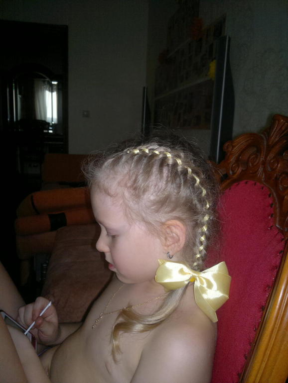 А я тут косичками балуюсь