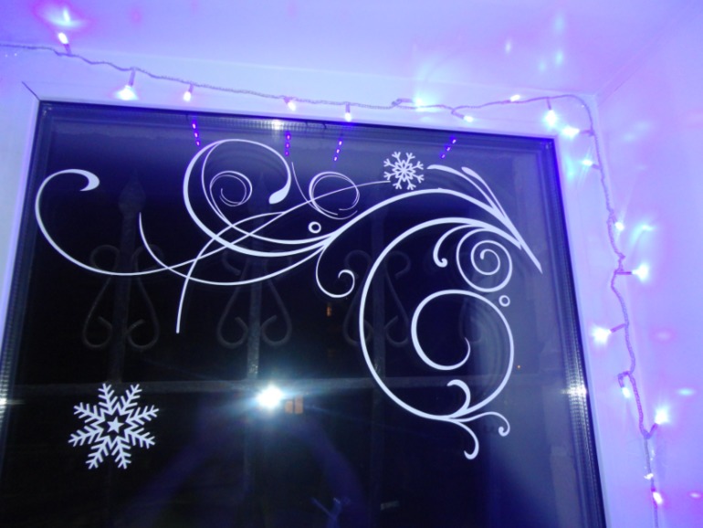 Украшение окна,новогоднее)