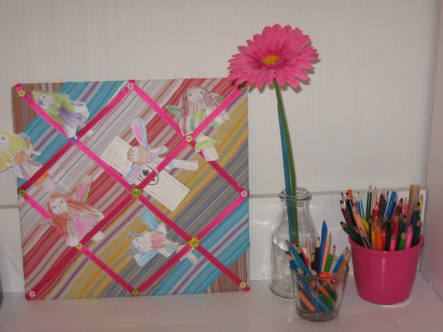 Детская для девочки(перепланировка одной комнаты в две).Исправилась с фото