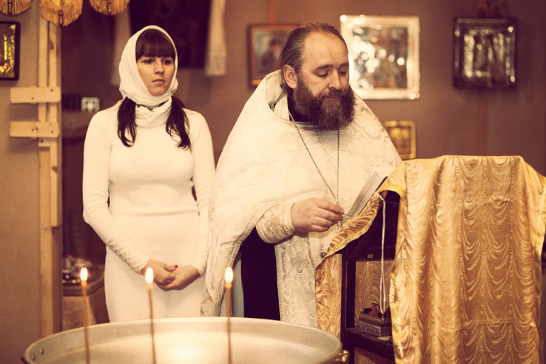 Кирочка и ангел-хранитель. Наши крестины.