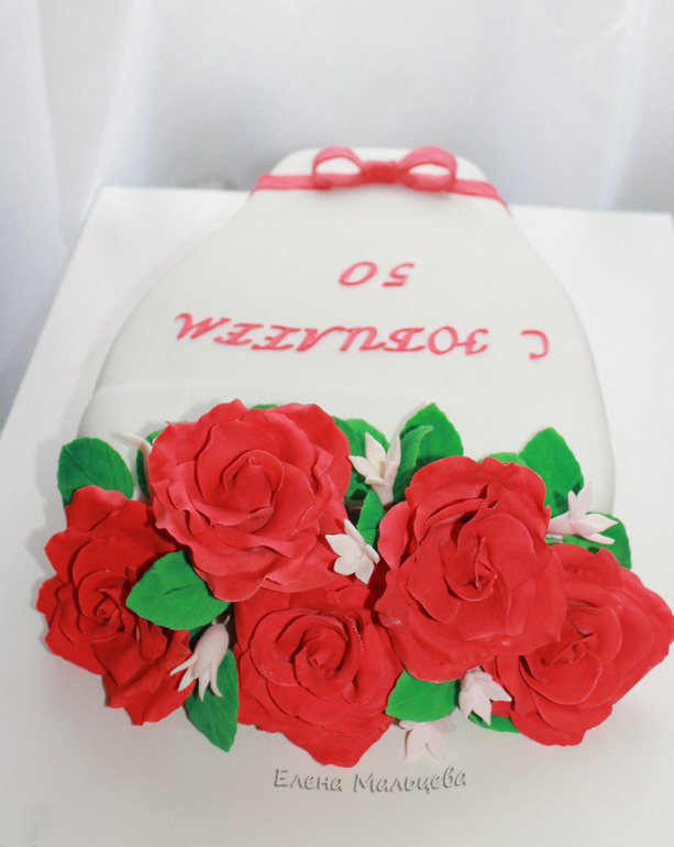 тортик "Букетик роз"3700гр.