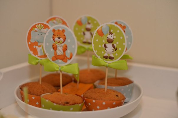 Яркий набор для годовасия  Артемки!