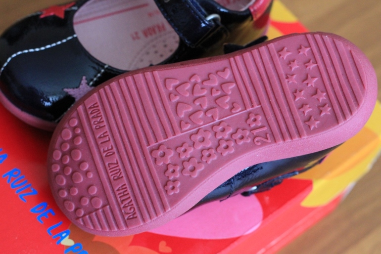Новые туфли Agatha Ruiz De La Prada, Испания, 21 размер - 1 700 руб.