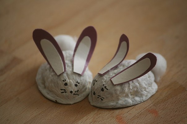 ИЗ СКОРЛУПЫ ГРЕЦКОГО ОРЕХА