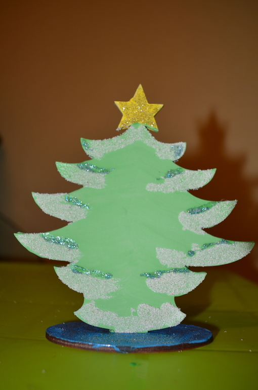 Предновогодние занимашки. Елки-иголки