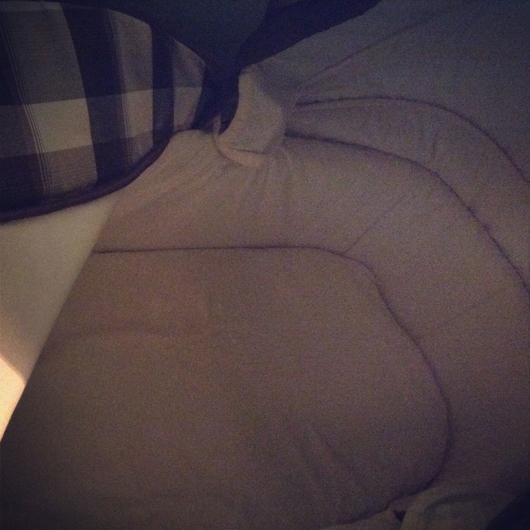 ДЕВОЧКИИИ СРОЧНО КОМУ НУЖНО????СКОРО УЕЗЖАЮ