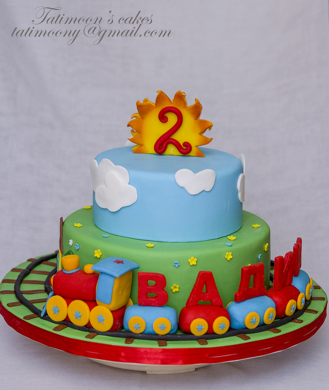 Торт с паровозиком.