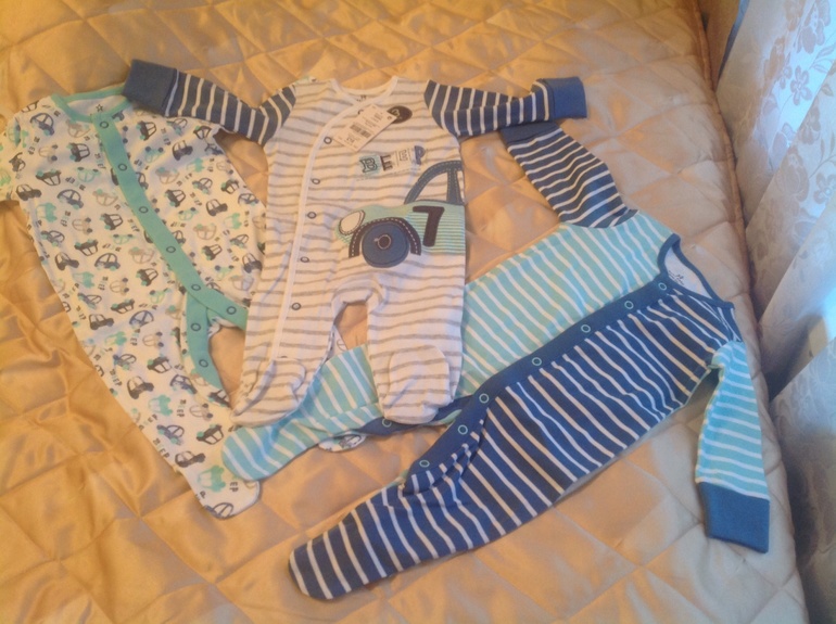 Первое приданное нашего будущего модника!!!