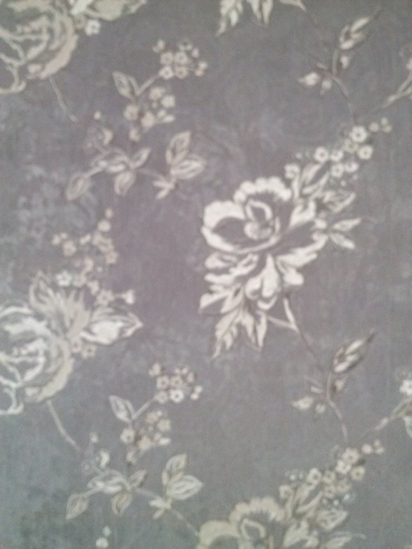 что подойдет под обои?