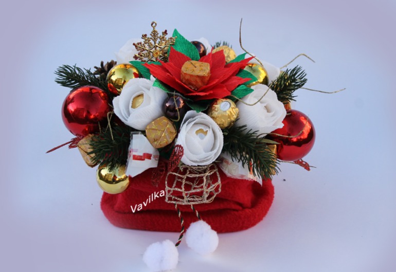 Большущий ручной и капля новогоднего!