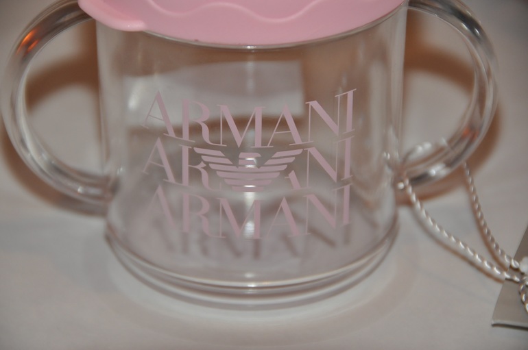 Armani, D&G - бутылочки, соски, поильники - 2 500 р