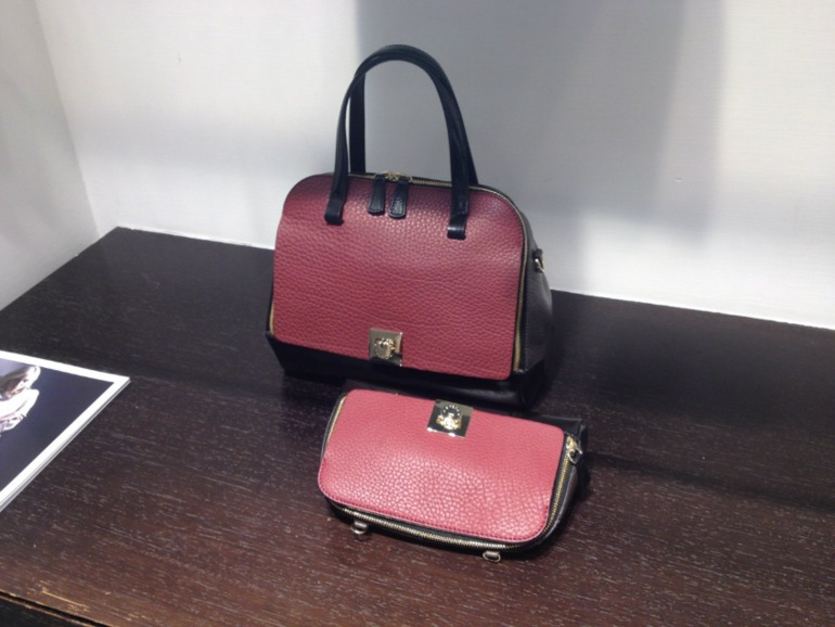 FURLA! Витрины сентябрь 2013