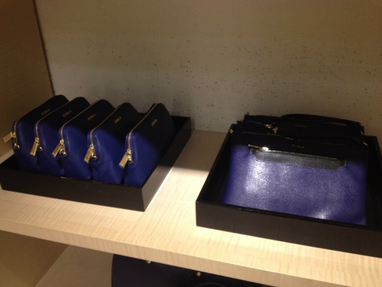 FURLA! Витрины сентябрь 2013