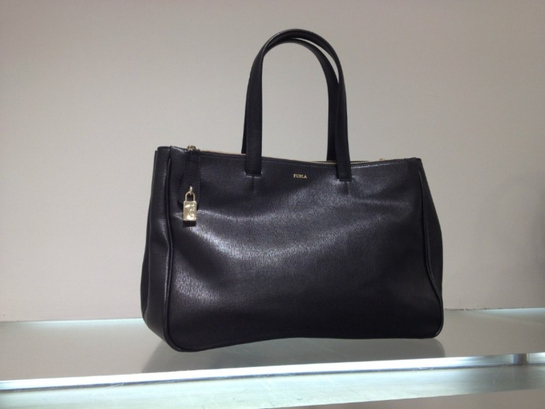 FURLA! Витрины сентябрь 2013