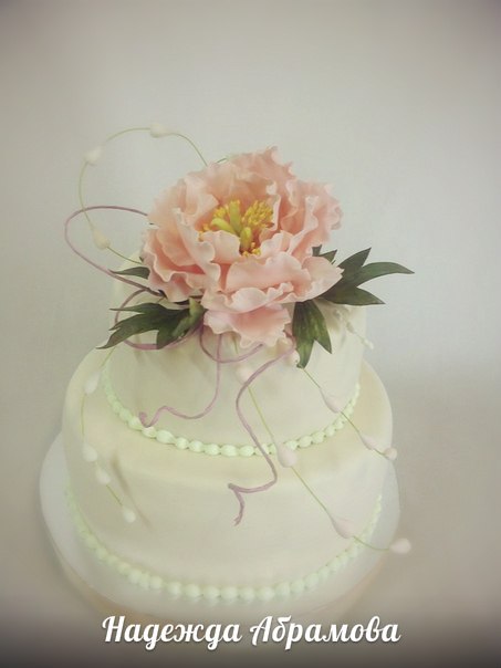 Свадебный с пионом)