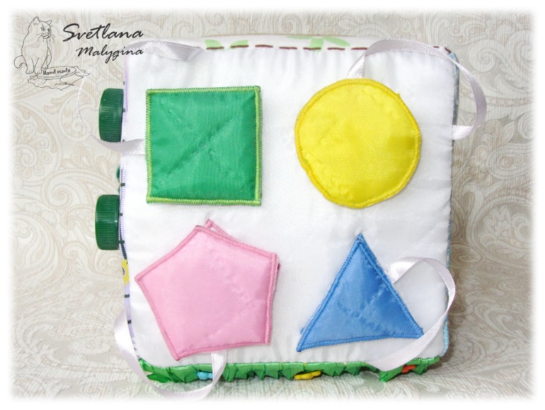 Развивающий кубик