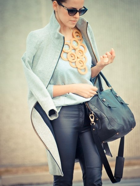 Массивное колье!