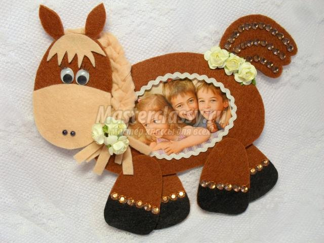 Фоторамка лошадка