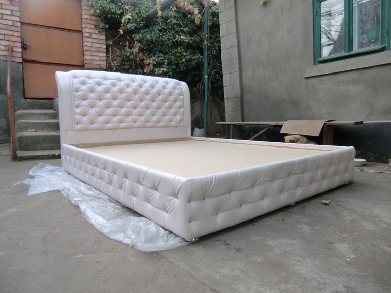 Как вам кровать?