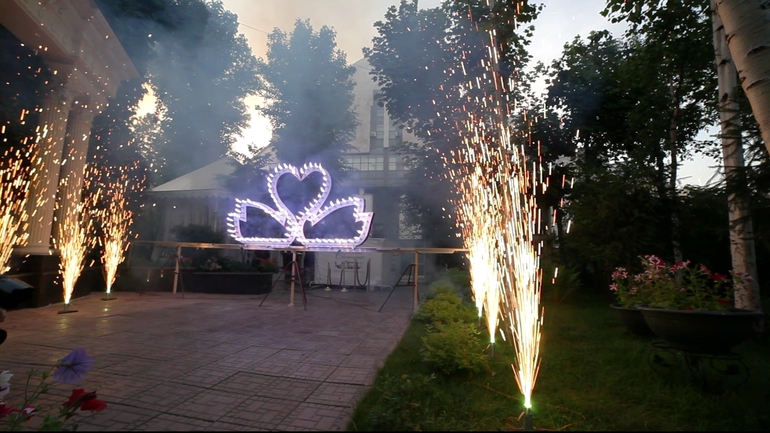 Салюты для свадеб, юбилеев и любых мероприятий.