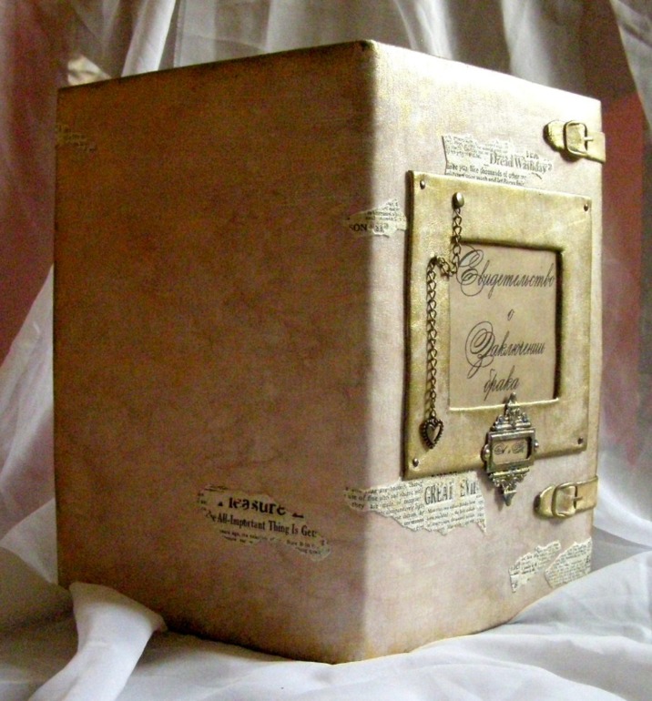 Папочка для свидетельства о браке