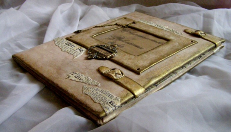 Папочка для свидетельства о браке