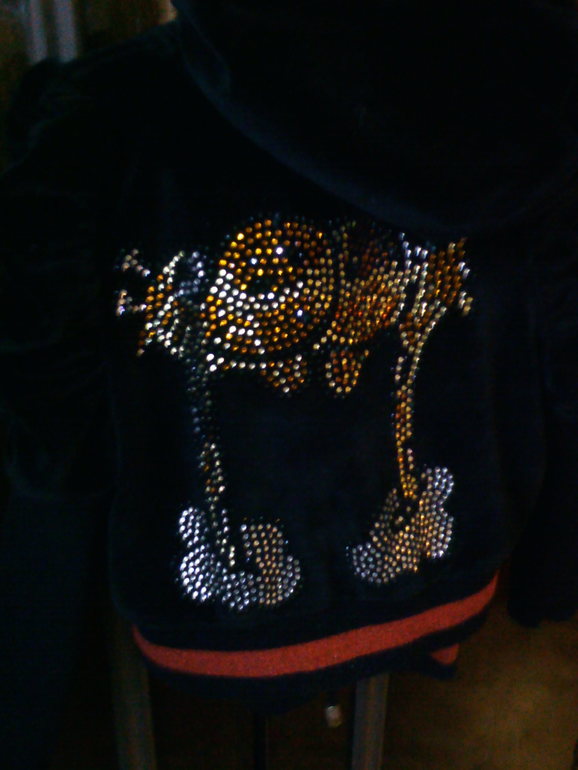 Продам костюм De Salitto 92 (маломерит),750рублей