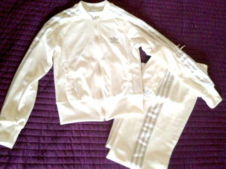 спортивный костюм adidas, 42-44, 1500