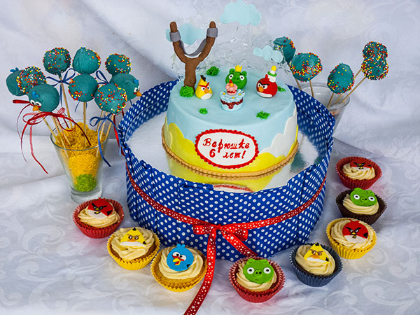 Candy bar "Angry Birds"