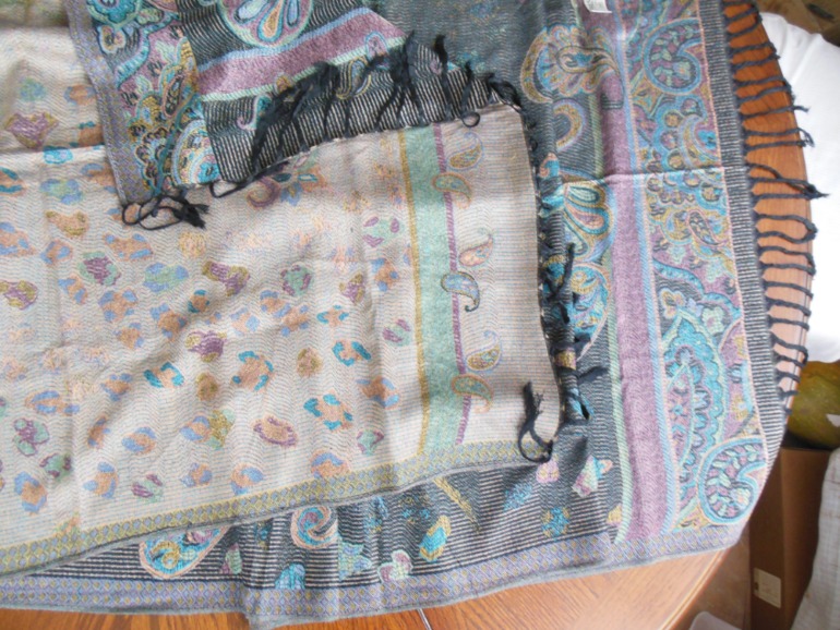 Дорогие девочки, покупаем турецкие палантины PASHMINA