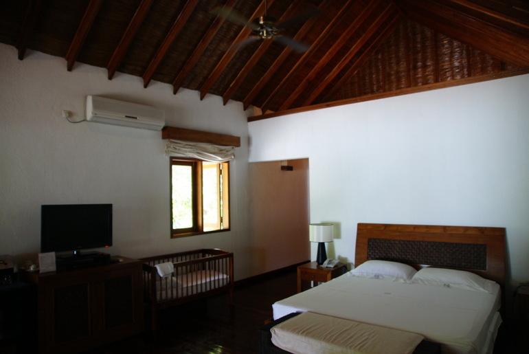 Про Мальдивы с двумя маленькими детьми