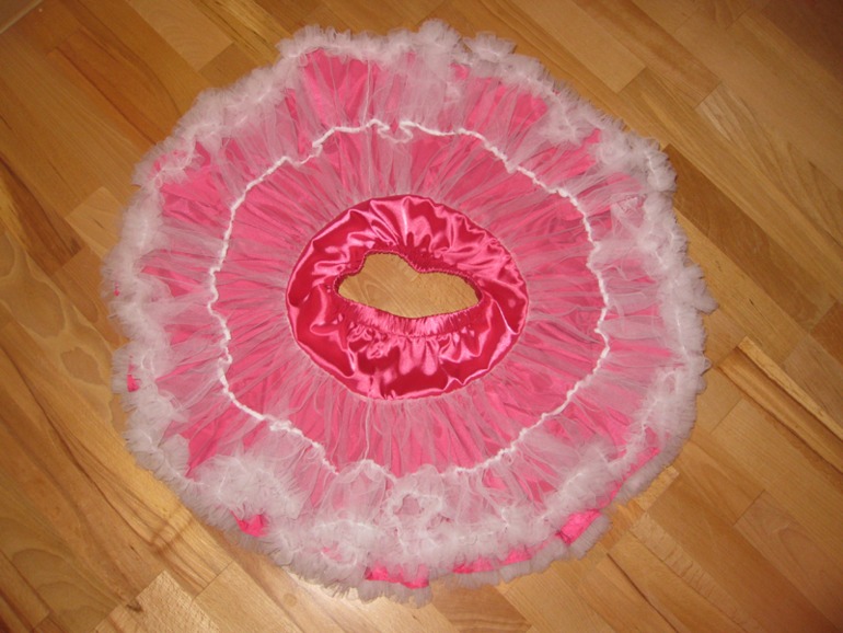 Юбочка цвета фуксия