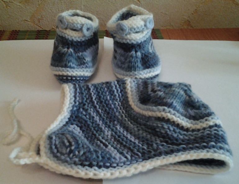 Детские шапочки.