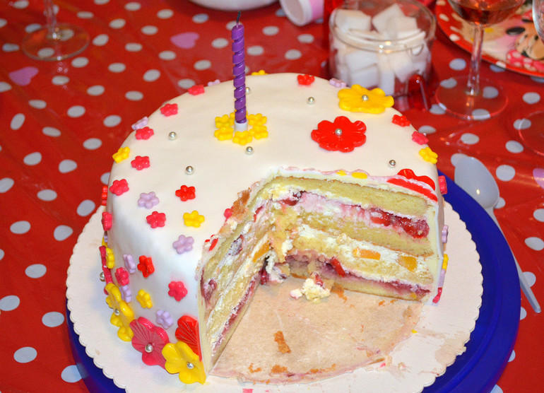 Мой "мастичный первенец")))